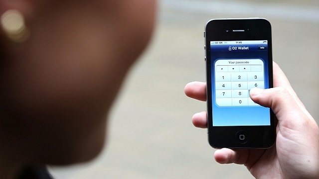 Free Smartphones to AP Poor on Wake of Demonetization
